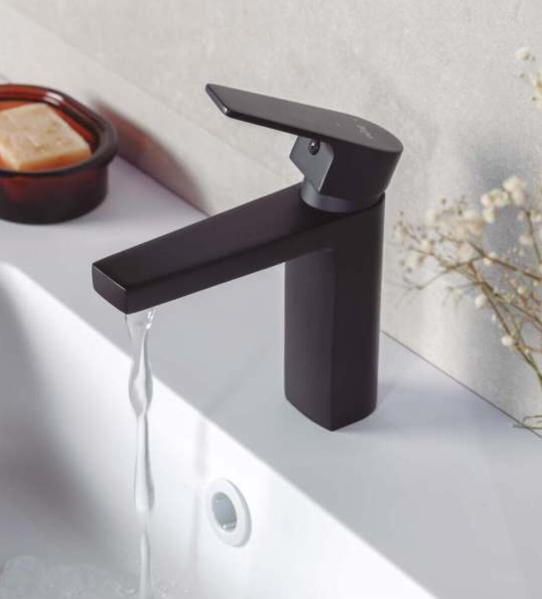 Catálogo de baños 2025 Gamma. Página 132